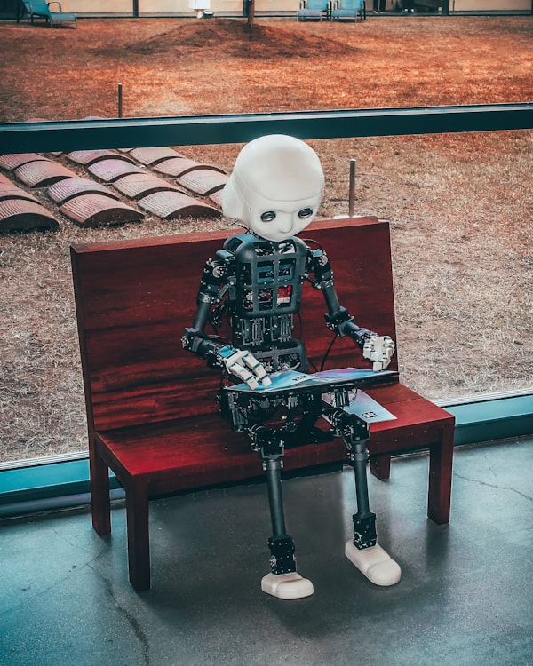 Generative AI Synthesis and Human-in-the-Loop Drafting
